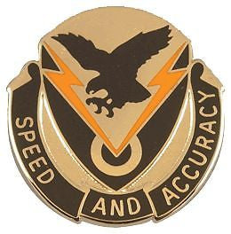0327 Signal Bn Unit Crest (Speed And Accuracy)