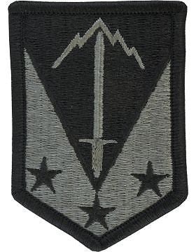 0003 Maneuver Enhancement Bde ACU Patch with Fastener (PV-0003N)