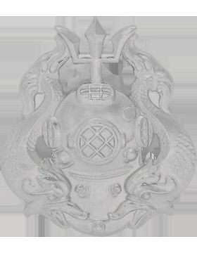 No-Shine Badge (NS-340) Master Diver